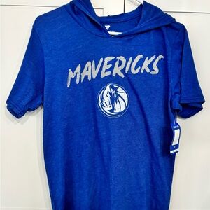NWT Dallas Mavericks hoodie